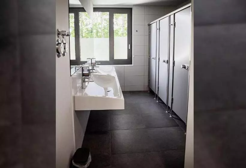 Aamiaismajoitus (B&B) Garni Fischerfleck In Ismaning Near Munich