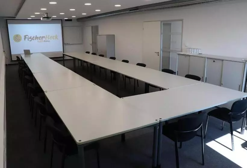 Aamiaismajoitus (B&B) Garni Fischerfleck In Ismaning Near Munich