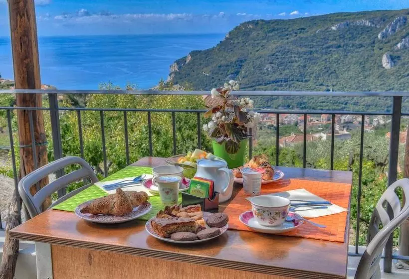 Hotelli La Locanda Di Cucco