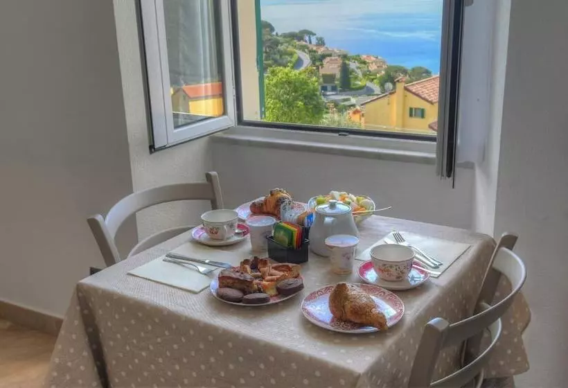 Hotelli La Locanda Di Cucco