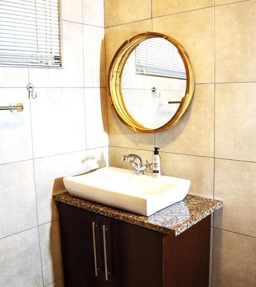 پانسیون Kroon Manor