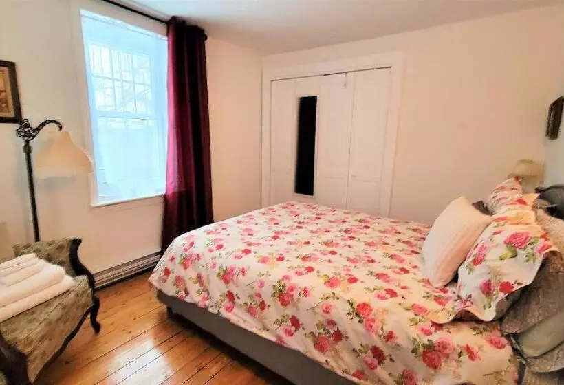 Auberge Du Vignoble Bromont