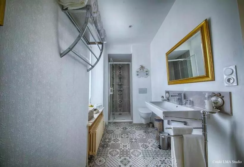 ベッドアンドブレックファースト Maison D Hôtes De Charme La Rose De Ducey Près Du Mont Saint Michel