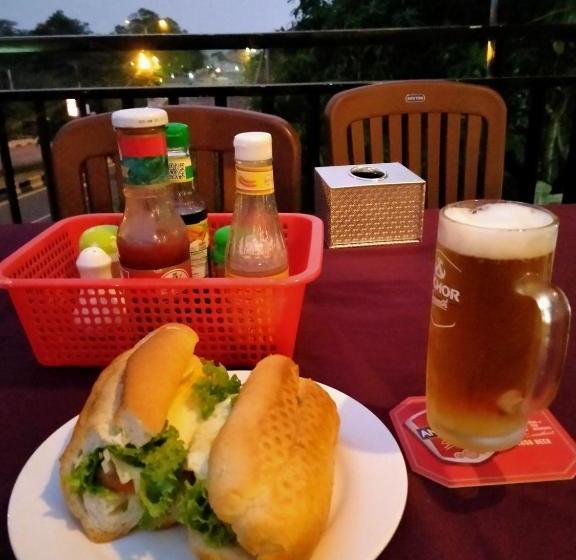 پانسیون Phy Narak Guesthouse