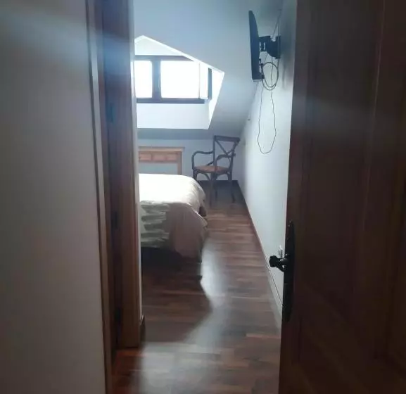 ユースホステル Pensión Stop