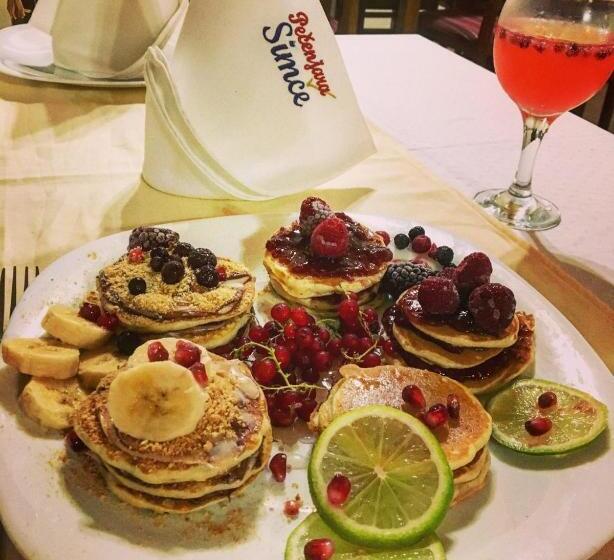 تختخواب و صبحانه Konačište Simče