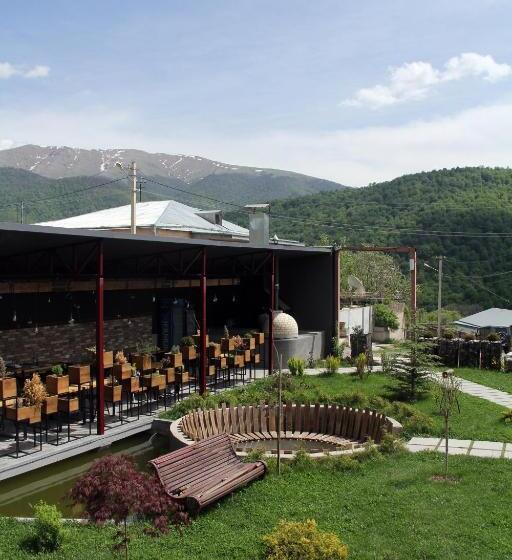 Отель Hover Boutique