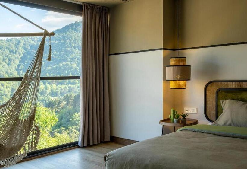 Отель Hover Boutique