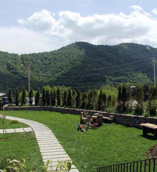 Отель Hover Boutique