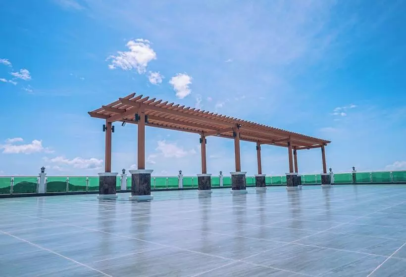 هتل Sangkahak Mith