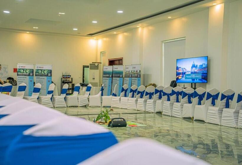 فندق Sangkahak Mith