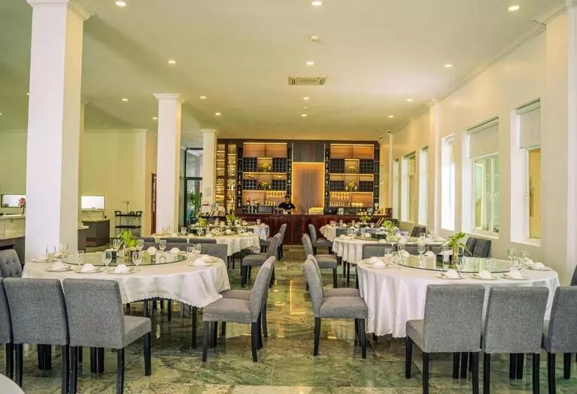 هتل Sangkahak Mith