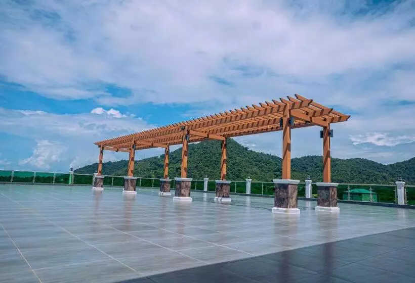 هتل Sangkahak Mith