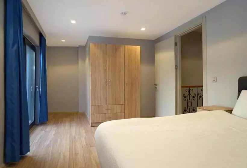 Mene Suites