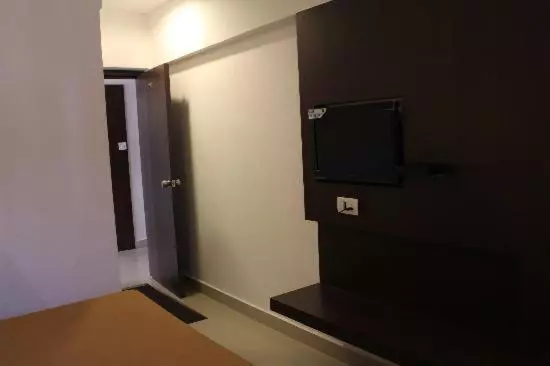 Hotel Aashraya