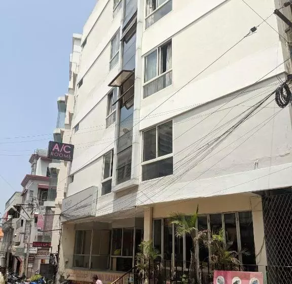 Hotel Aashraya
