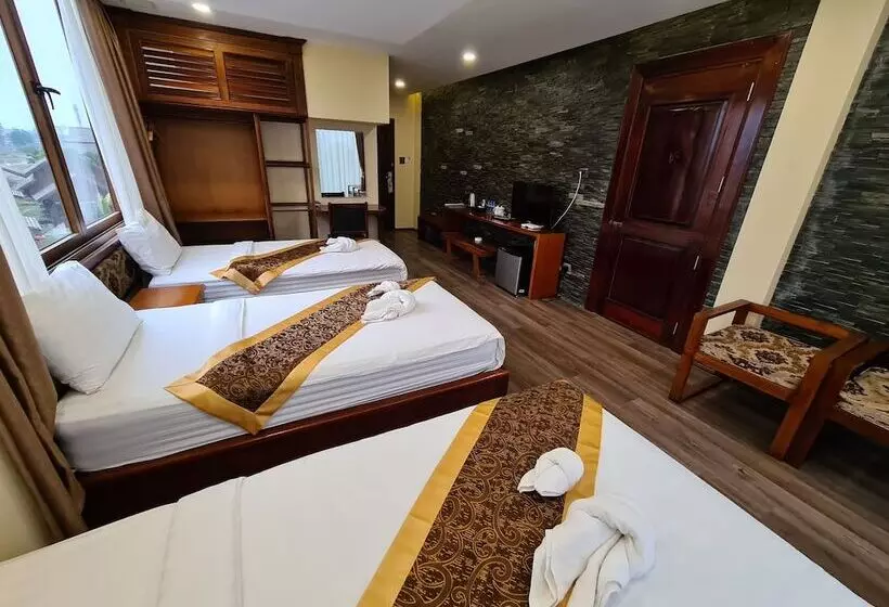 ホテル Lisha Grand