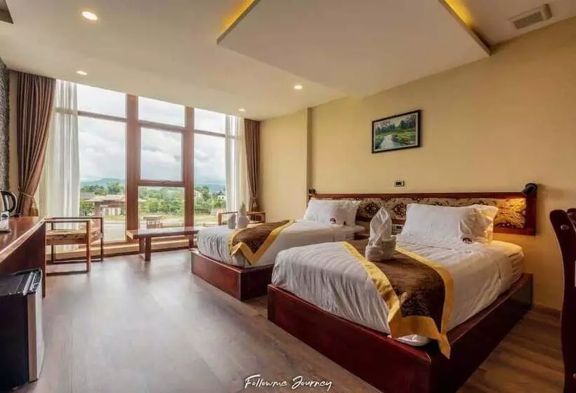 ホテル Lisha Grand