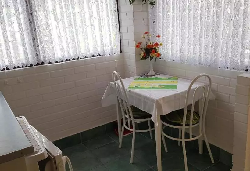 Tini Apartman