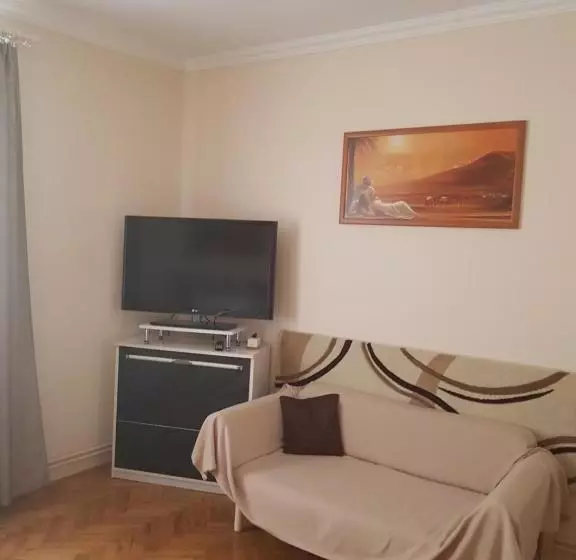 Tini Apartman