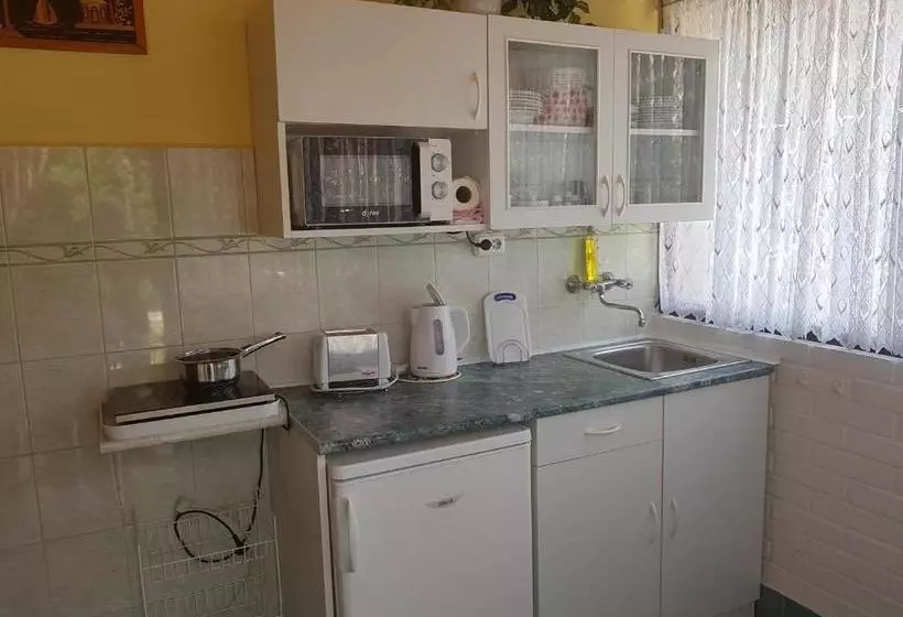 Tini Apartman