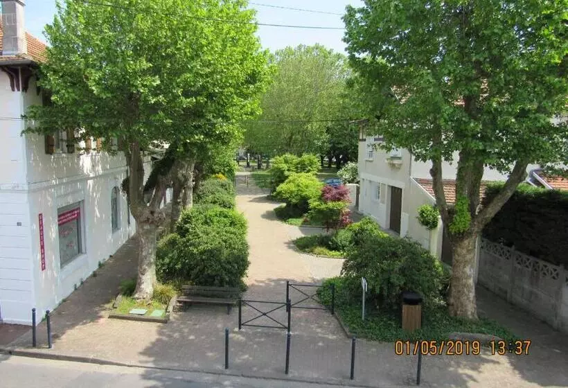 ホテル Hôtel De France La Teste Arcachon