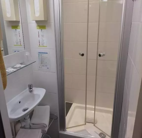 ホテル Hôtel De France La Teste Arcachon