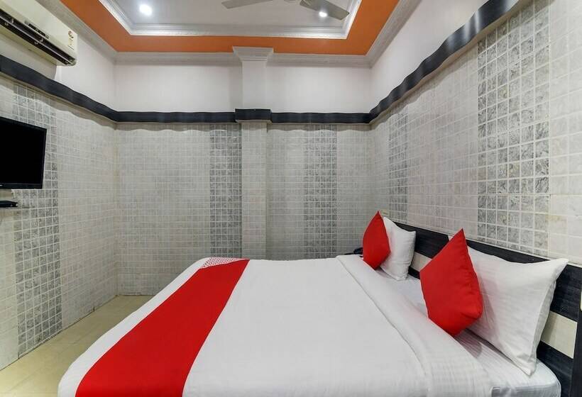فندق Oyo 30545  Jeevan Park