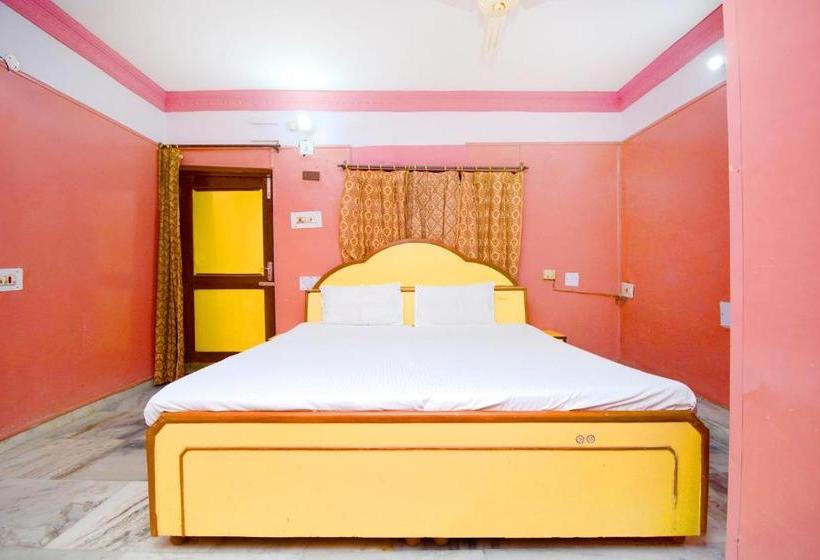 בית מלון כפרי Spot On 37861 Locham Guest House