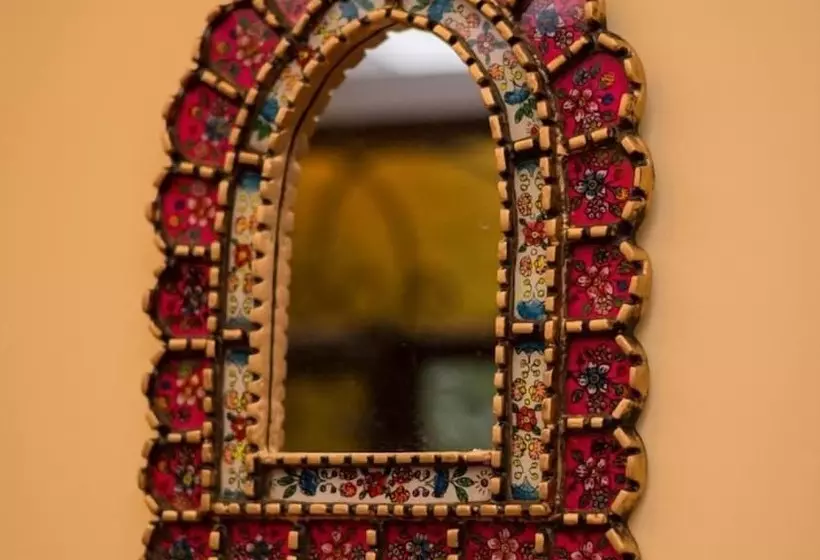 پانسیون Bull House