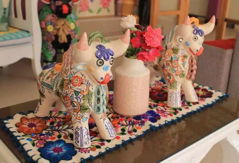 پانسیون Bull House