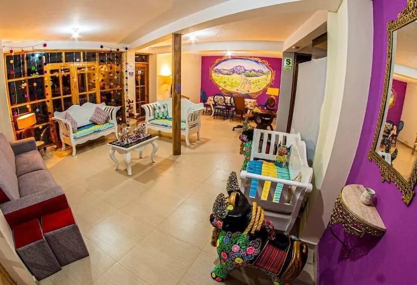 پانسیون Bull House