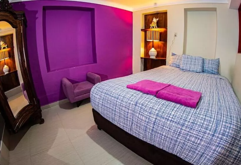 پانسیون Bull House