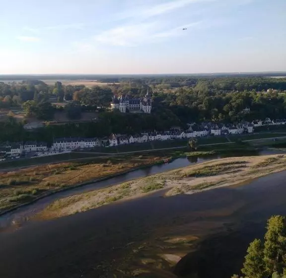 ペンション Le Motu Loire