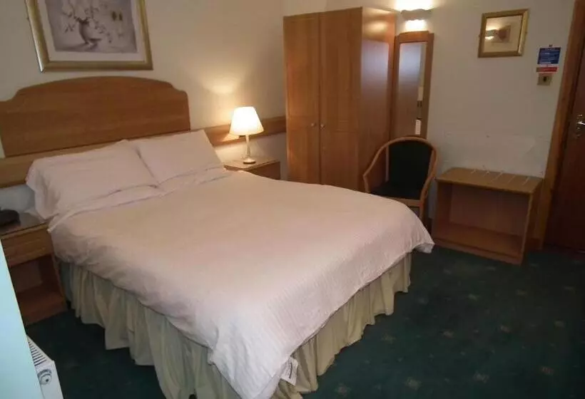 ペンション The Red Lion Tavern