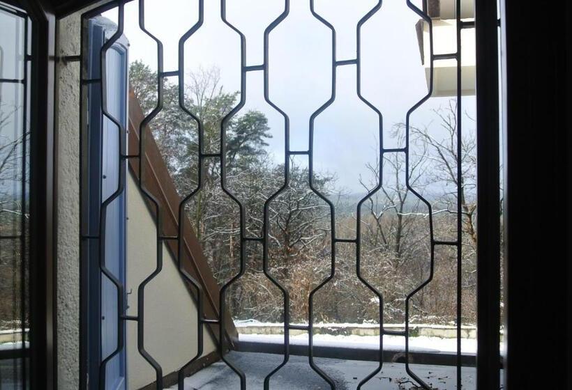 مبيت وإفطار Campagnoli