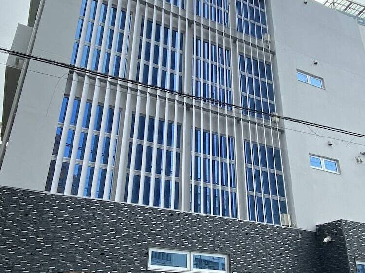 Capsule Hotel 2nd Box