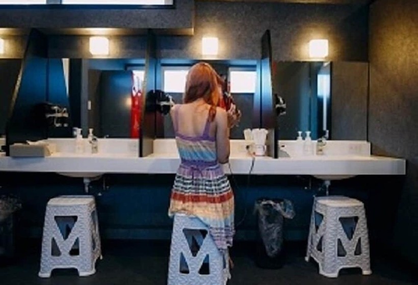 Capsule Hotel 2nd Box