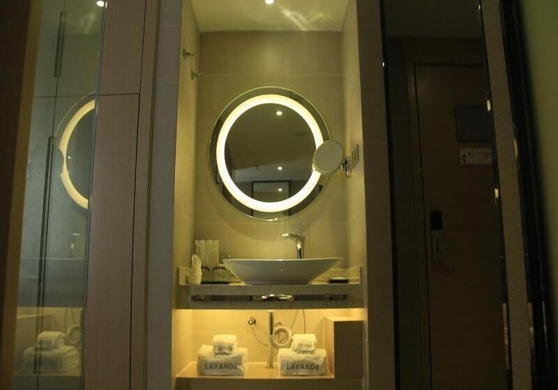 Lavande Hotel Yinchuan Railway Station Wanda