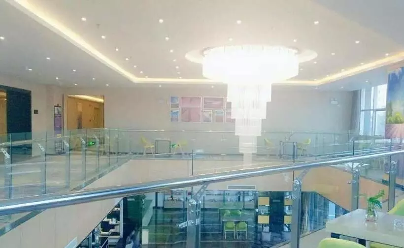 Lavande Hotel Yinchuan Railway Station Wanda