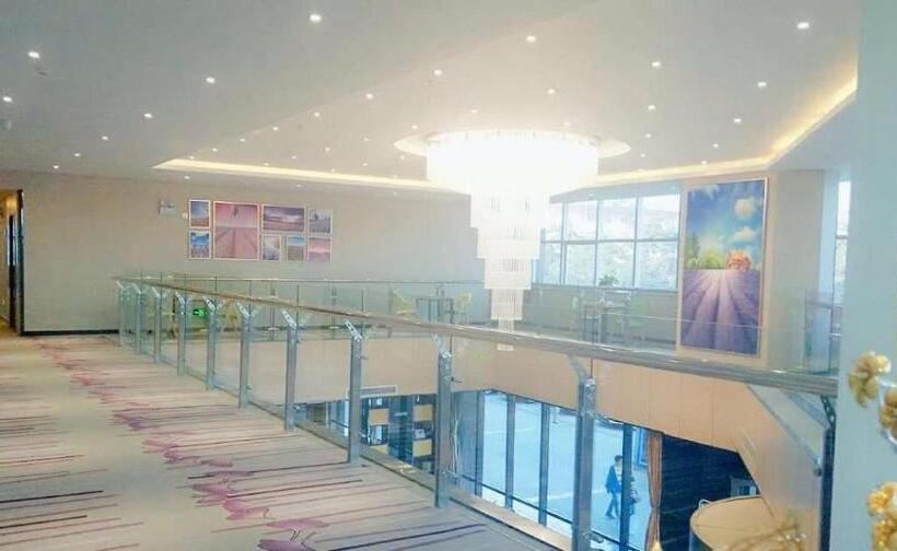 Lavande Hotel Yinchuan Railway Station Wanda