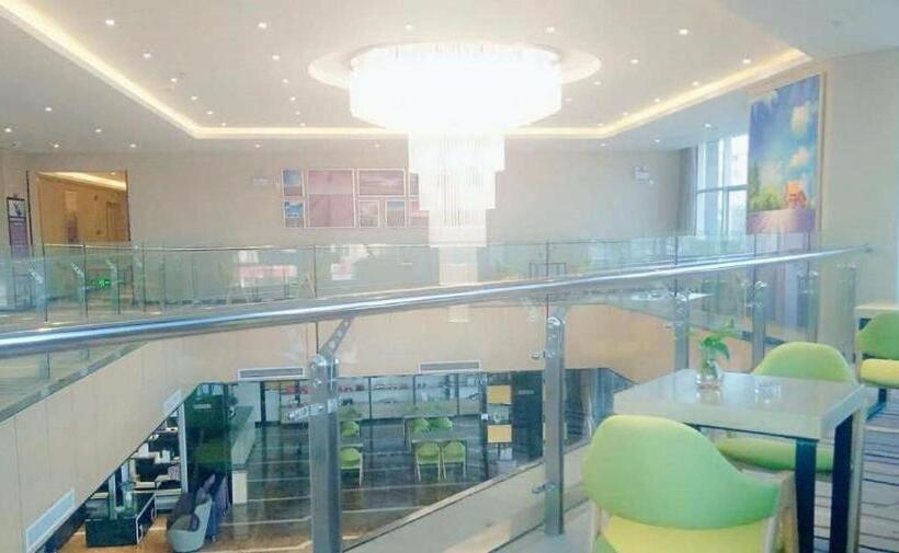 Lavande Hotel Yinchuan Railway Station Wanda