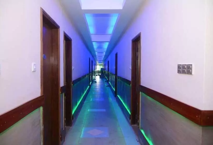 هتل Hill Town Residence