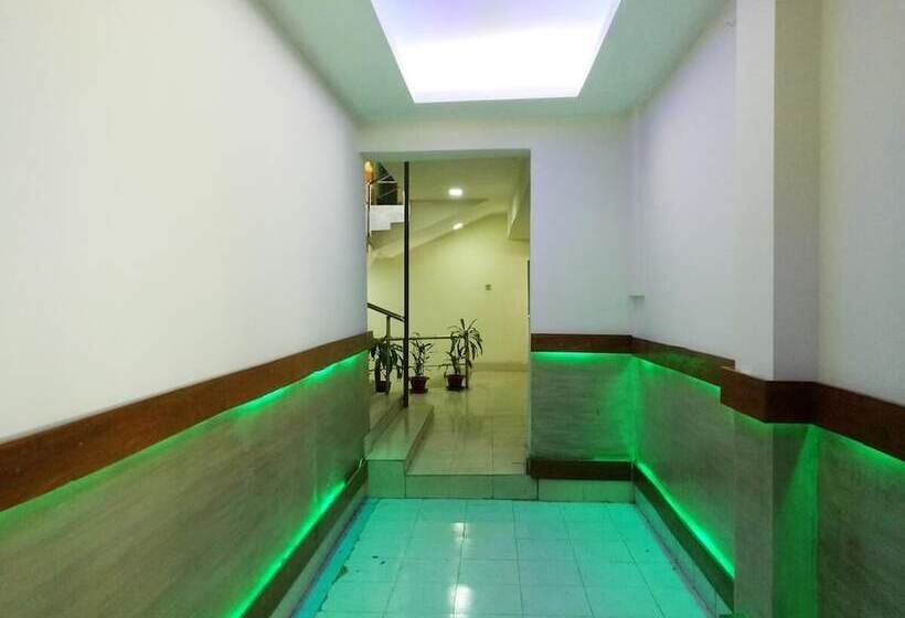 فندق Hill Town Residence