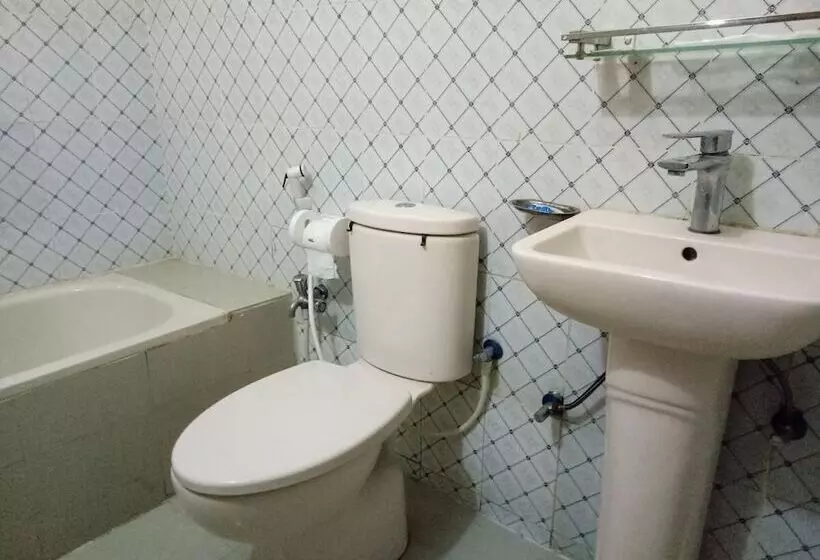 هتل Hill Town Residence