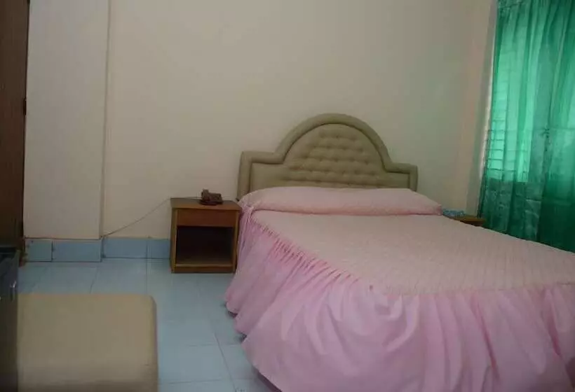 هتل Hill Town Residence