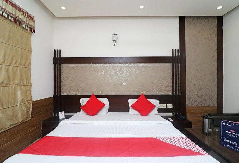 هتل Oyo 24614 Vishwas Residency