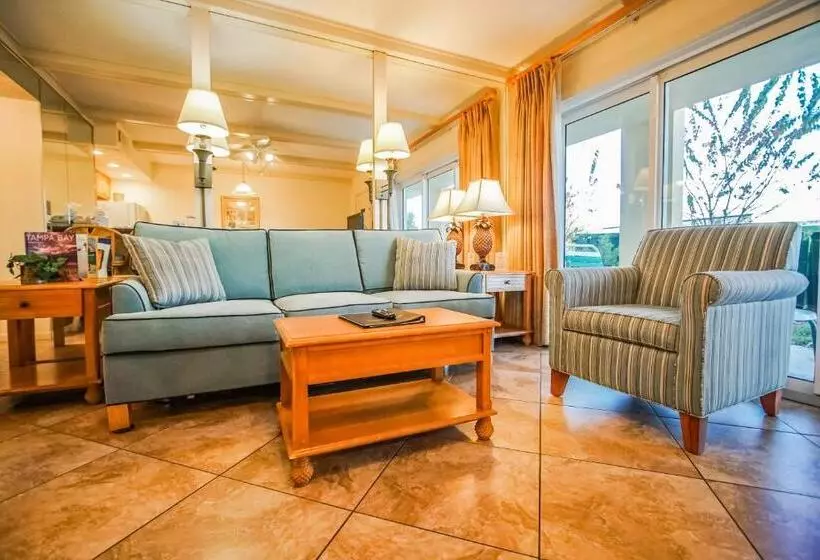 Coral Reef Resort, A Vri Resort