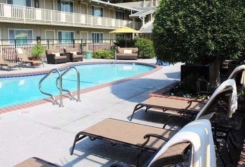 Country Inn Motel