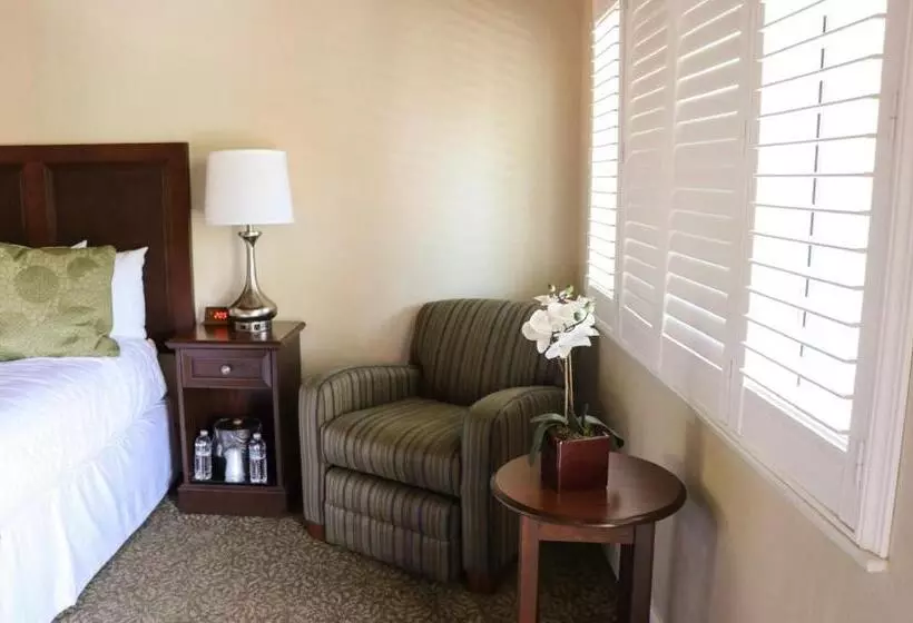 Country Inn Motel